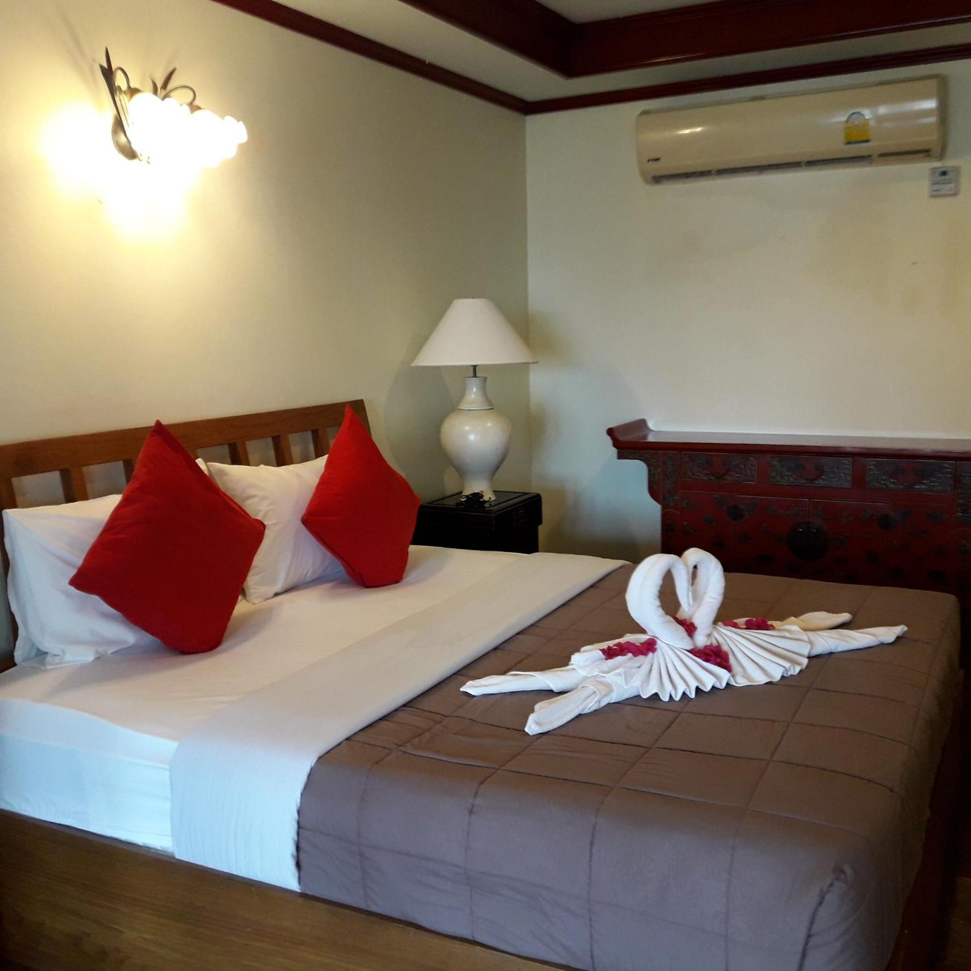 Prince Edouard Apartments&Resort SHA extra plus Patong Extérieur photo